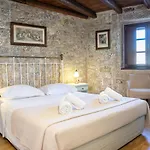 Trapela Areopolis, Boutique Areopoli