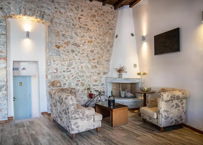 Trapela Areopolis, Boutique Hotell