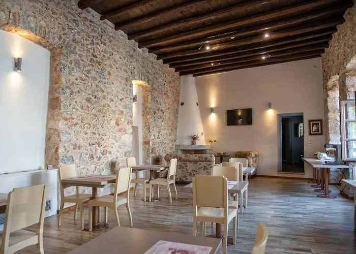 Trapela Areopolis, Boutique Hotell