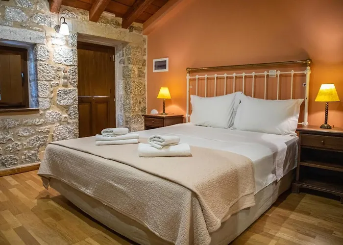 Trapela Areopolis, Boutique Hotell 3*