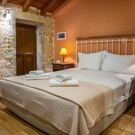 Trapela Areopolis, Boutique Отель 3*