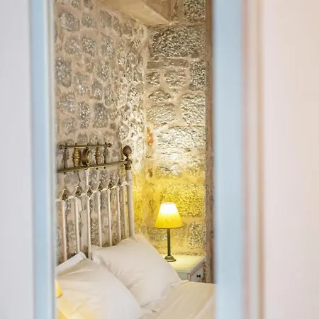 Trapela Areopolis, Boutique Szálloda