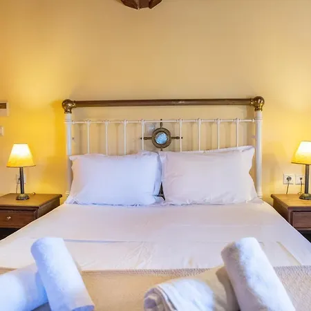 Trapela Areopolis, Boutique 3*