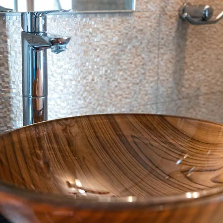 Trapela Areopolis, Boutique Hotel