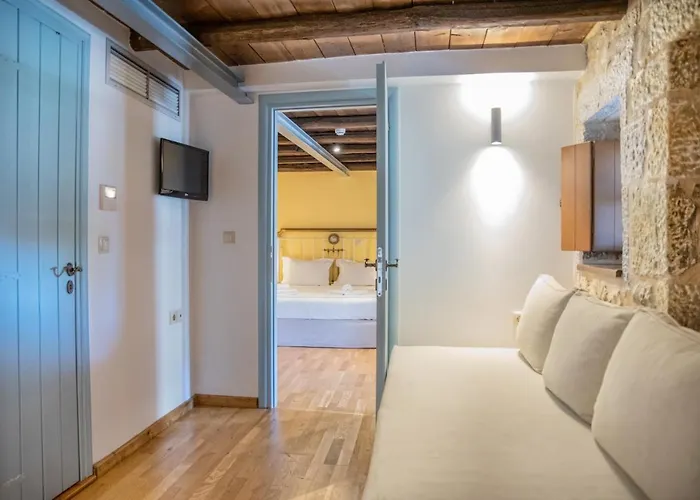 Trapela Areopolis, Boutique Areopoli