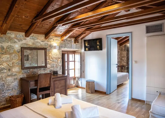 Trapela Areopolis, Boutique 3*