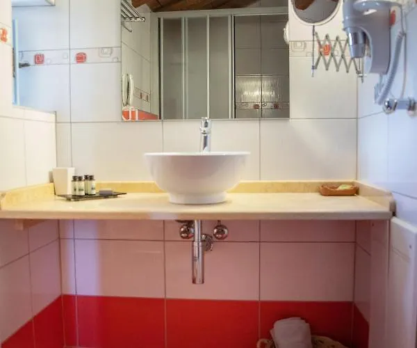 فندق Trapela Areopolis, Boutique 3*