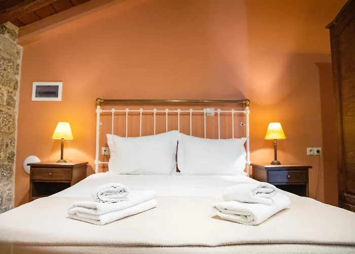 Trapela Areopolis, Boutique